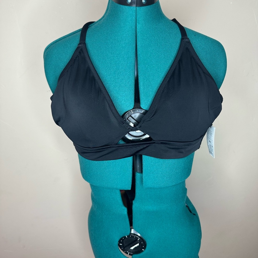 Shade and Shore Bathing suit top 36C